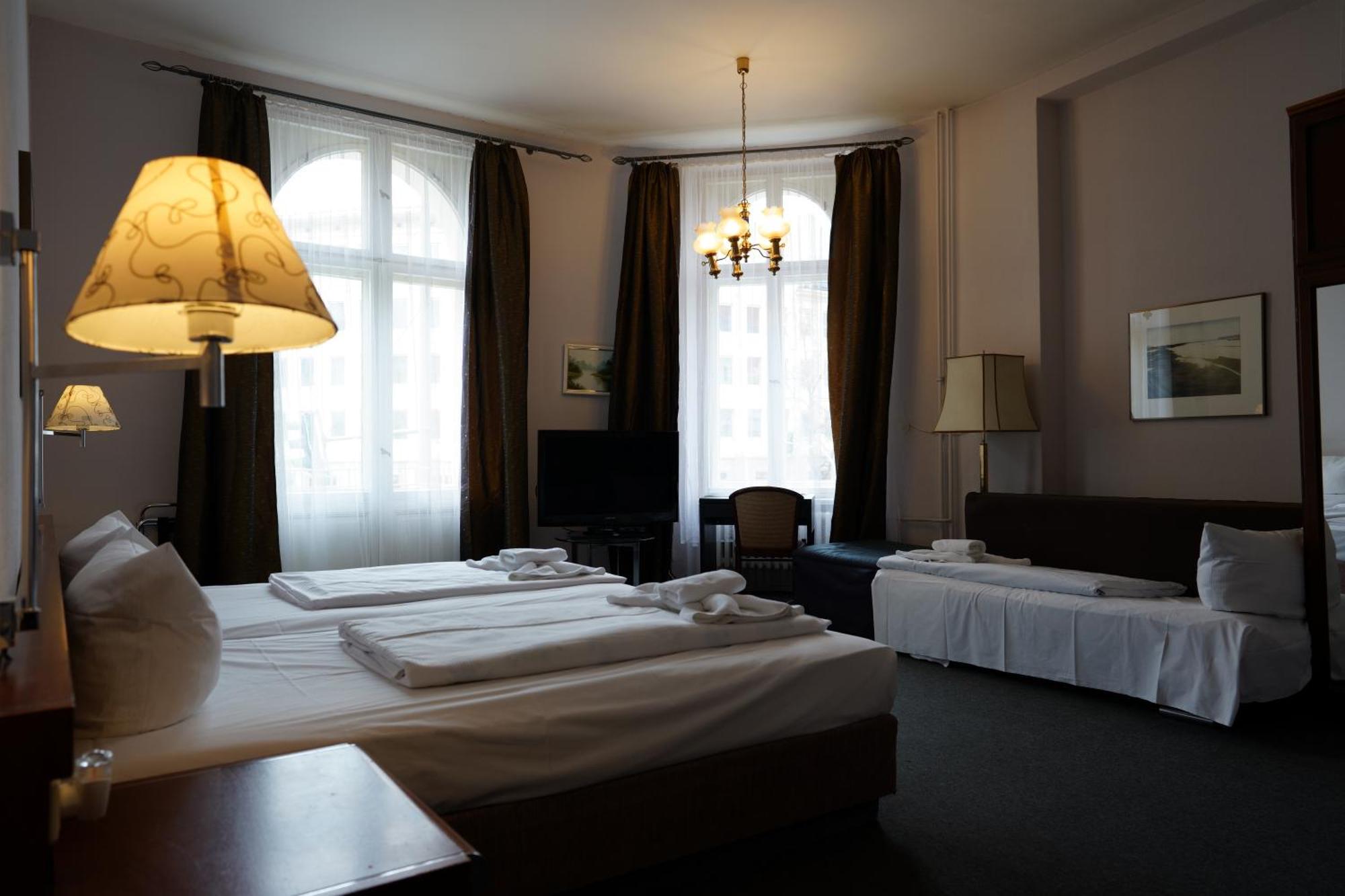 Hotel Pension Xantener Eck Berlin Luaran gambar