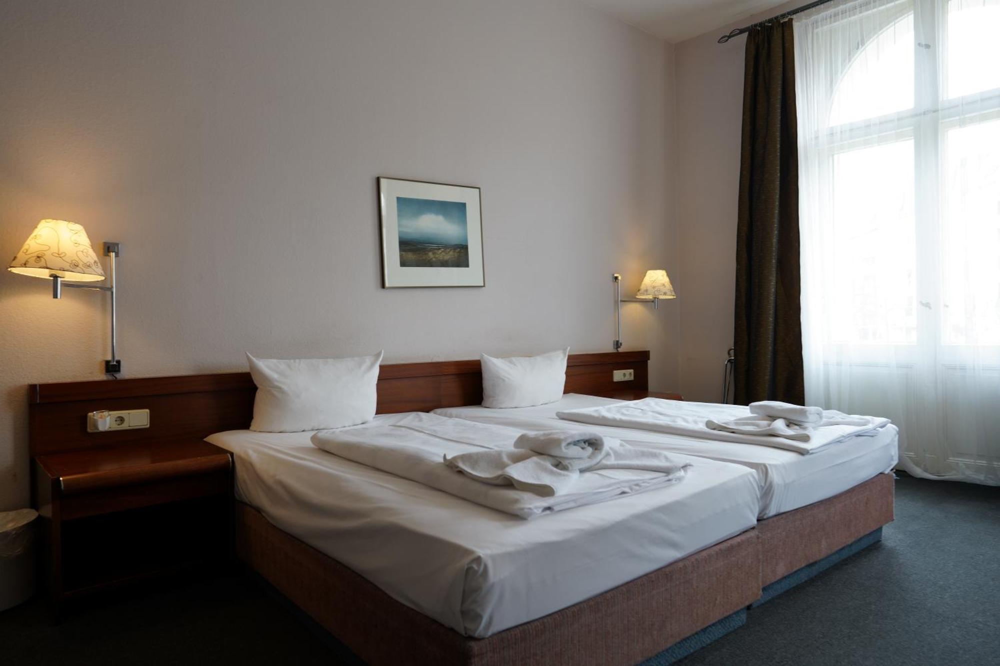 Hotel Pension Xantener Eck Berlin Luaran gambar