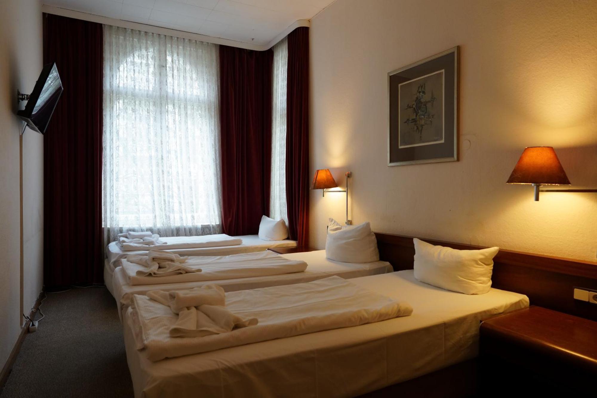 Hotel Pension Xantener Eck Berlin Luaran gambar