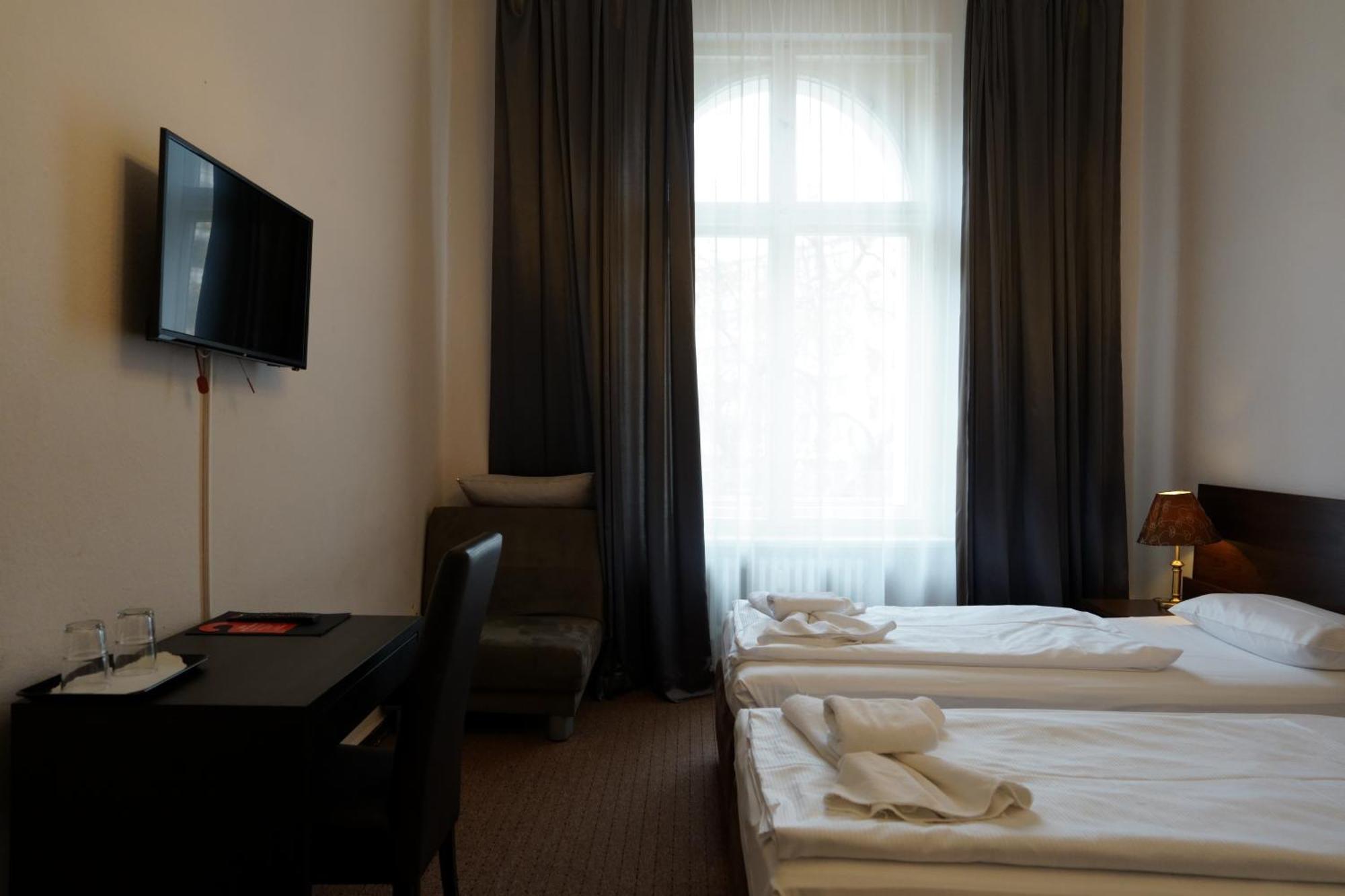 Hotel Pension Xantener Eck Berlin Luaran gambar