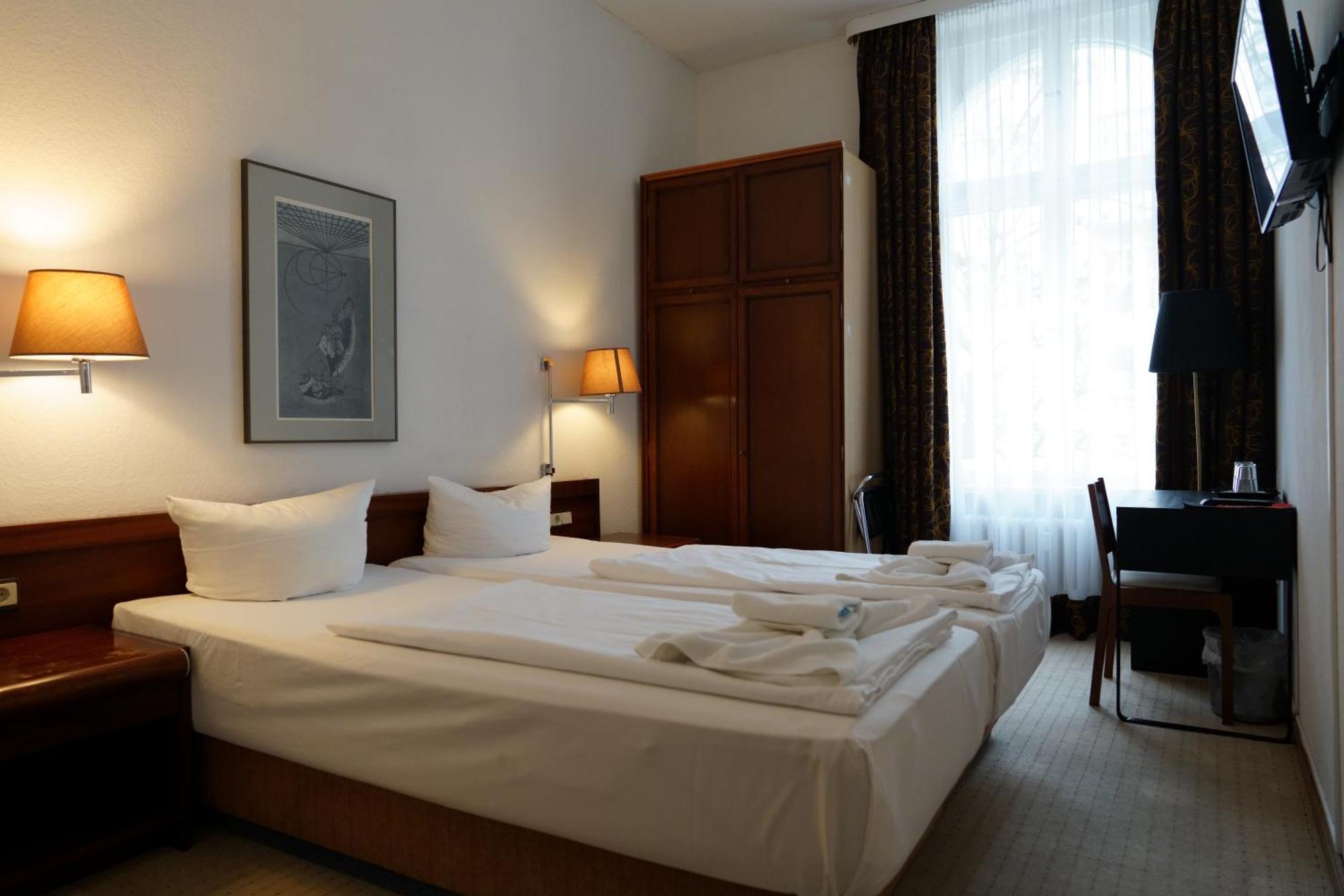 Hotel Pension Xantener Eck Berlin Luaran gambar